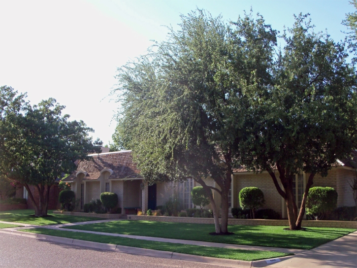 Faux Grass Woodland, California Paver Patio, Front Yard Landscape Ideas